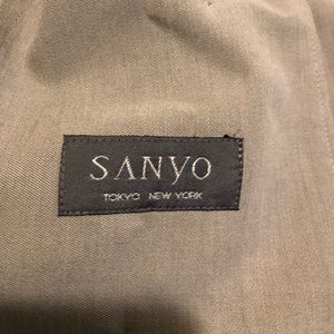 Sanyo trenchcoat